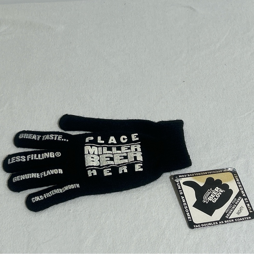 The Official GENUINE Miller Beer Glove Righty NEW NWT NOVELTY GAG GIFT.
